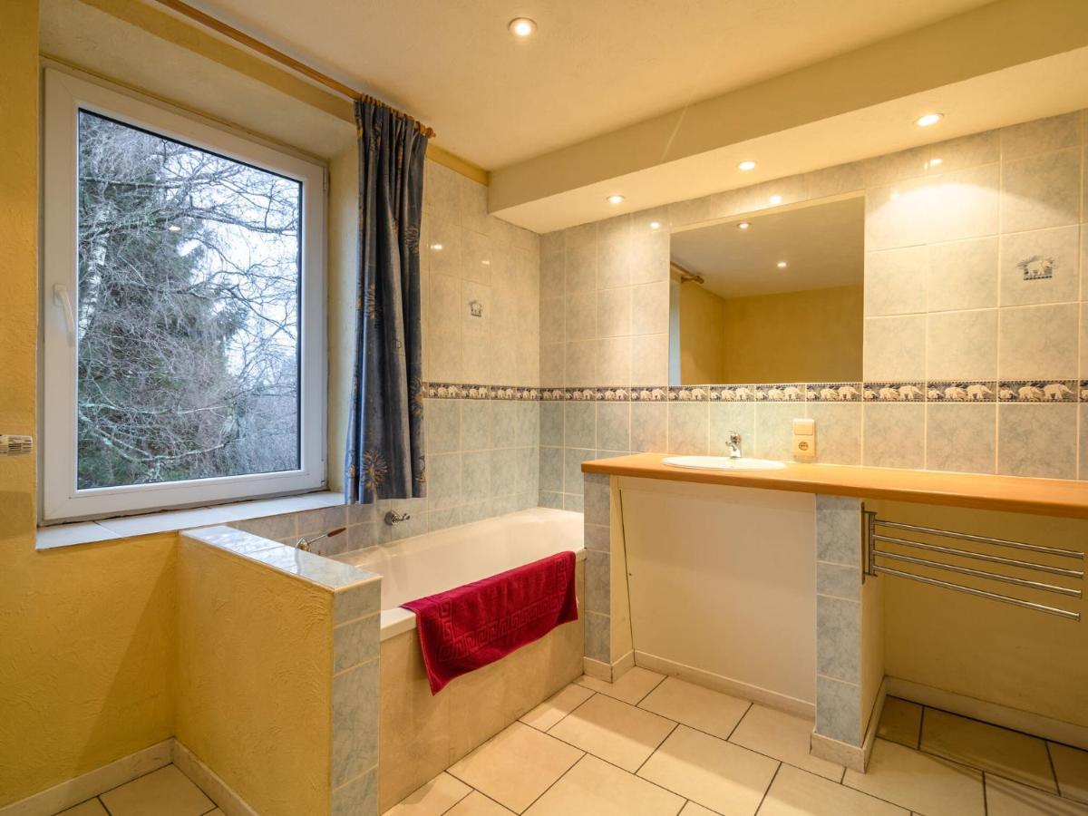Modern Holiday Home In Sourbrodt With Private Pool Waimes Eksteriør billede